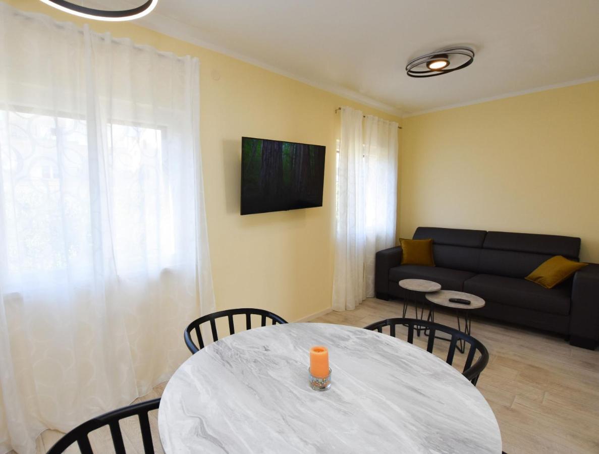 Apartment Ruzica Primosten Exterior photo